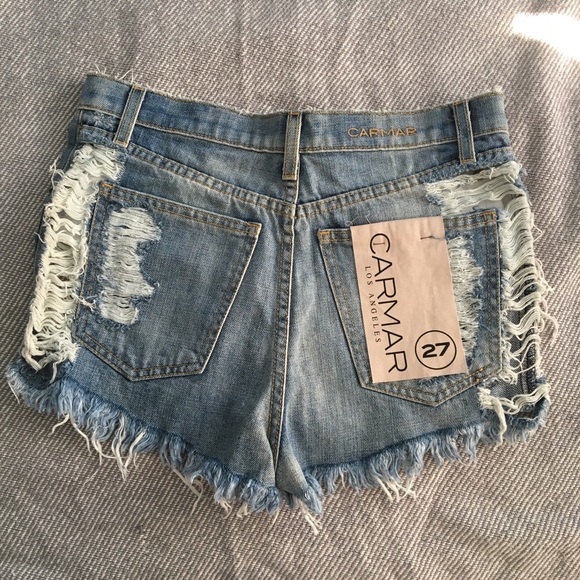 LF • Shredded Denim Shorts - Picture 3 of 5